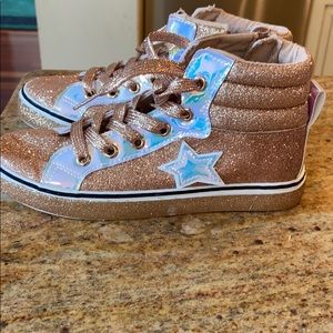 Brand new girls Olivia Miller gold shoes size 3